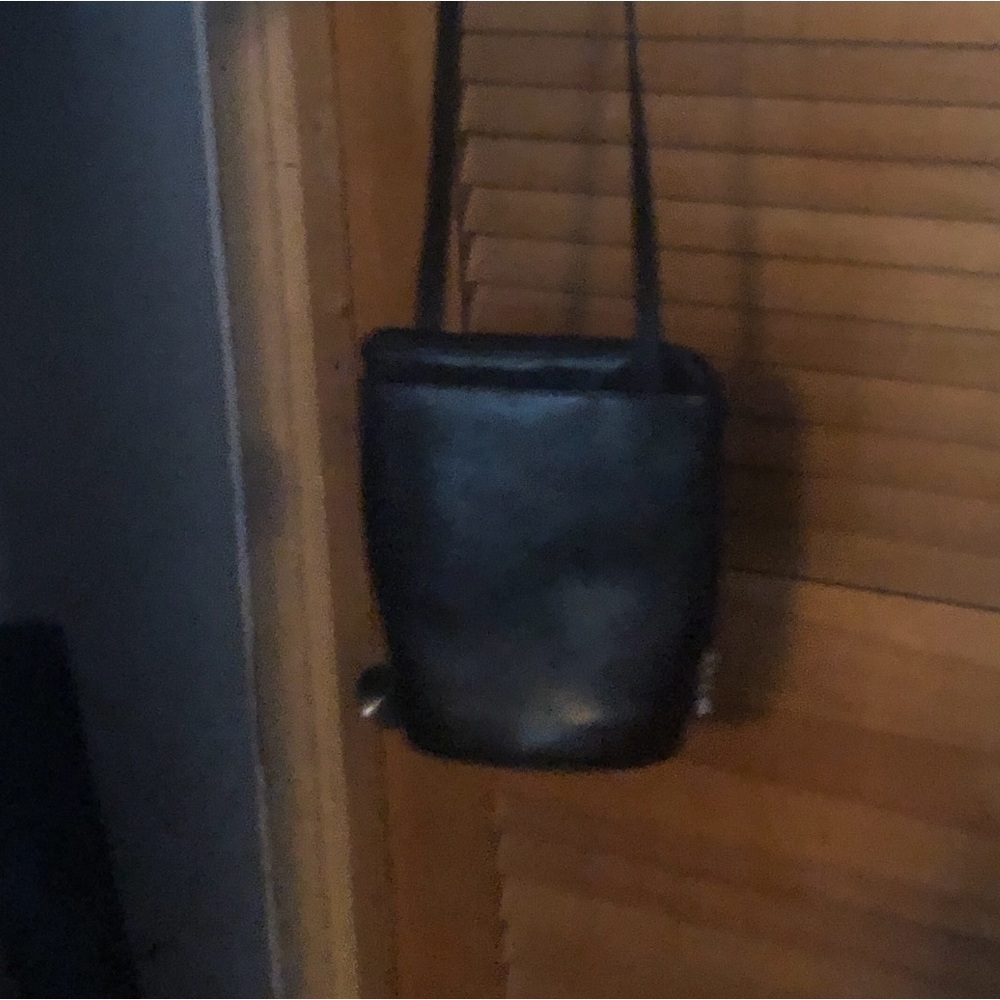 Wilson's leather Maxima Elegant Black Purse